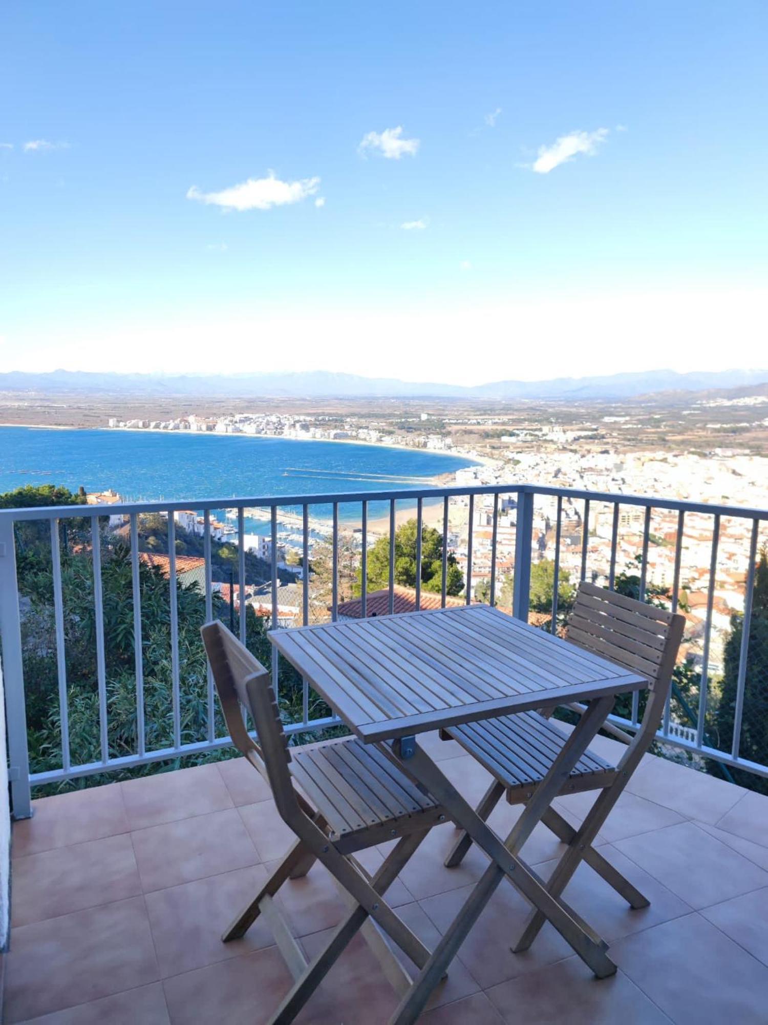 Maison Avec Piscine Commune Et Vue Holiday home